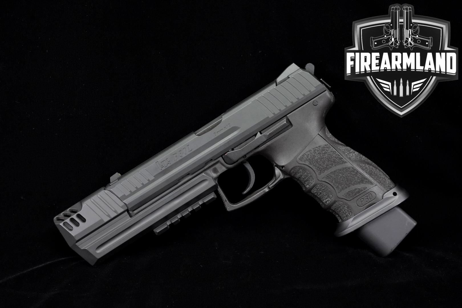 Heckler & Koch (H&K, HK) P30L V3 9mm Luger Black in Very Good Condition Thumbnail
