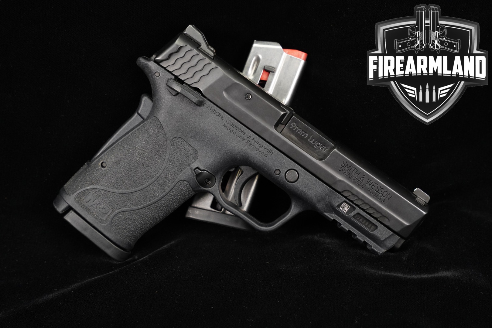 Smith & Wesson (S&W) M&P9 Shield EZ M2.0, Manual Thumb Safety 9mm Luger Black in Very Good Condition Thumbnail