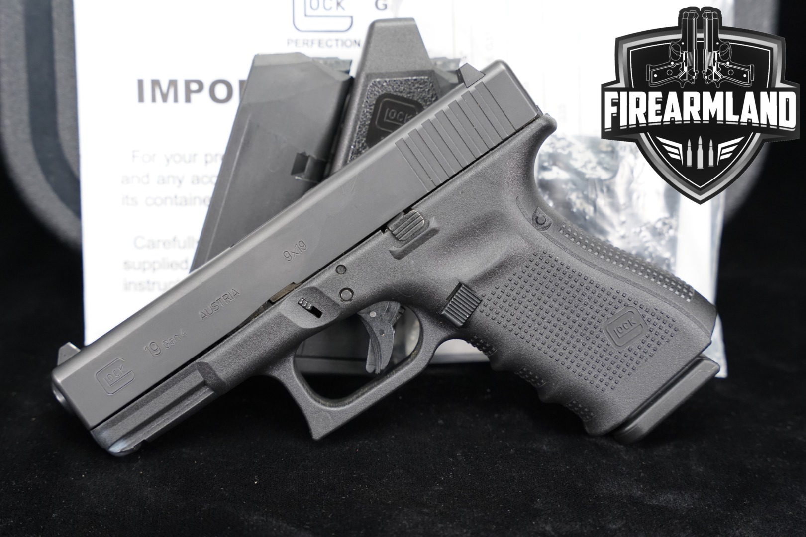 Glock G19 Gen4 9mm Luger Black in Excellent Condition Thumbnail