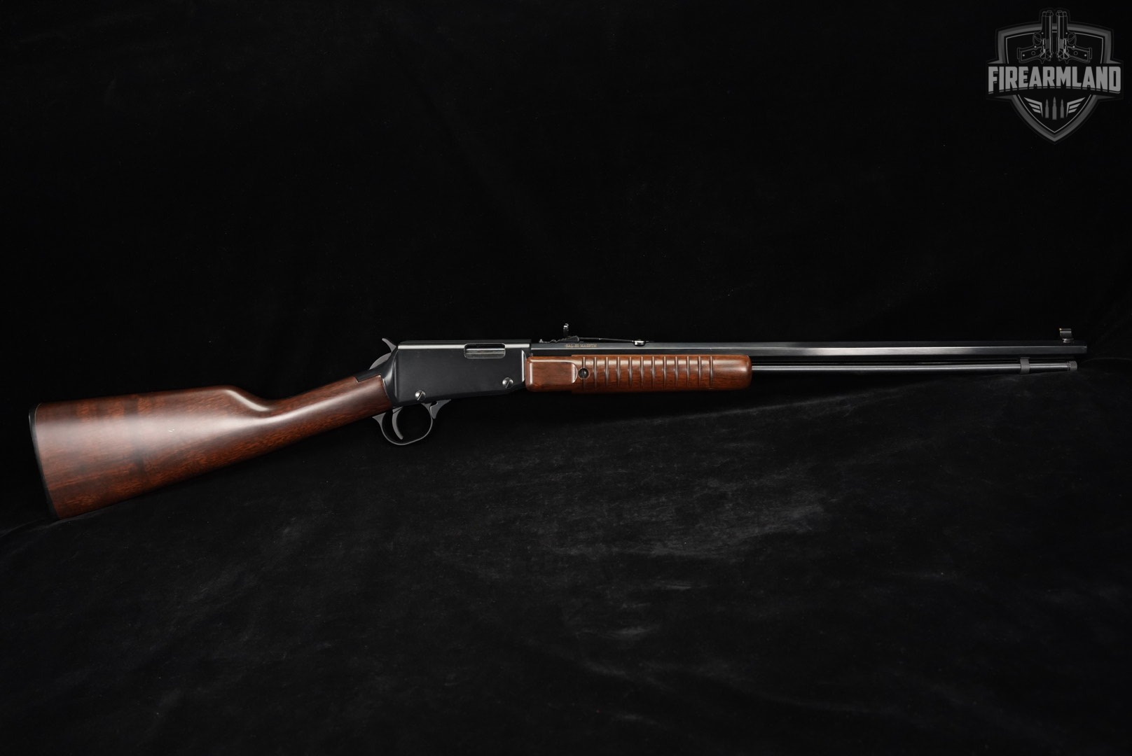 Henry Pump Action Octagon 22 Magnum / WMR 20.5" Blued & Walnut H003-TM-img-4