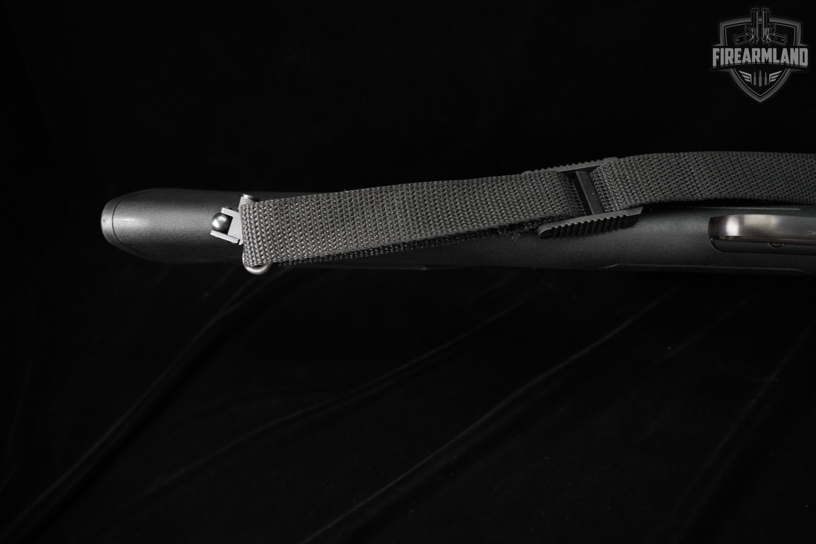 Rossi Rio Bravo 22 WMR 20" Blued & Synthetic +SCOPE-img-13