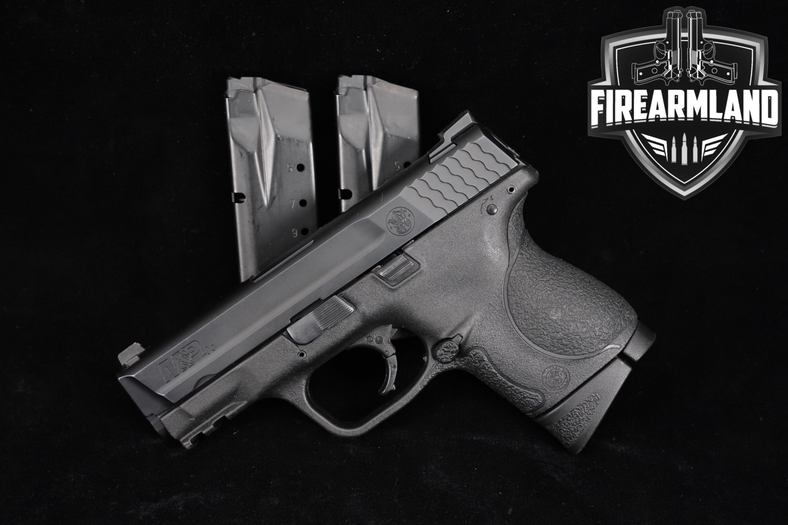 Smith & Wesson (S&W) M&P 40c .40 S&W Black in Very Good Condition Thumbnail