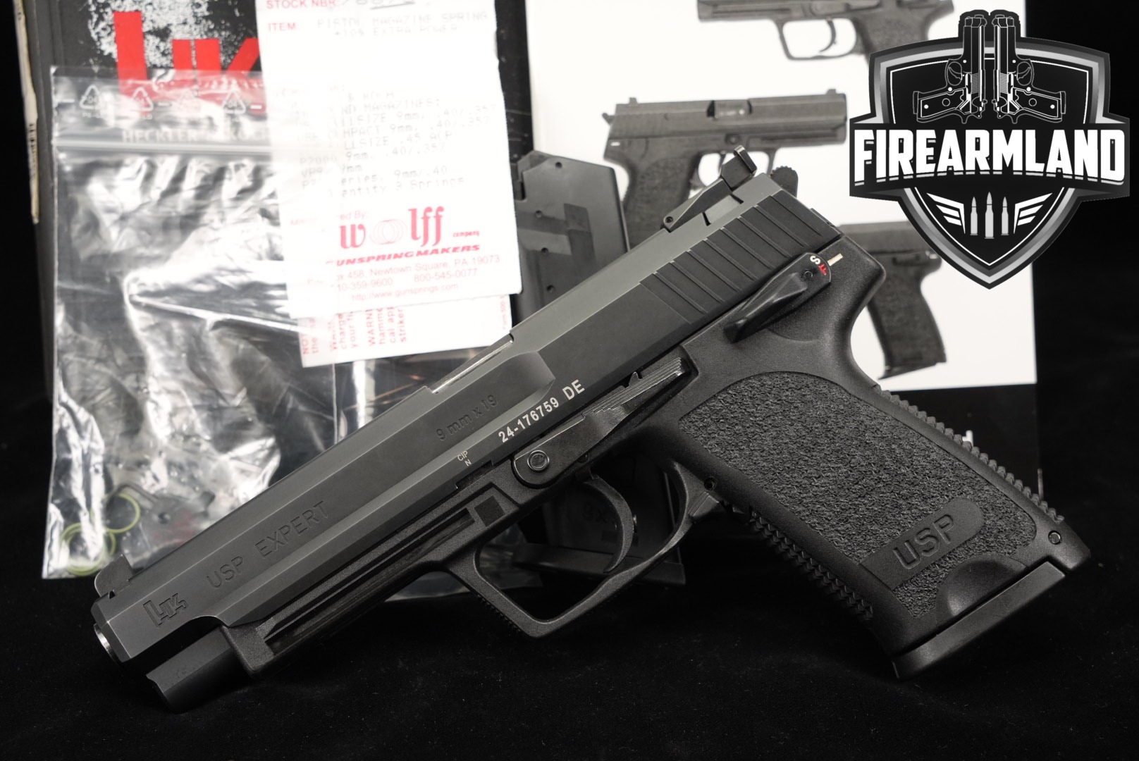 Heckler & Koch (H&K, HK) USP Expert 9mm Luger Black in Very Good Condition Thumbnail