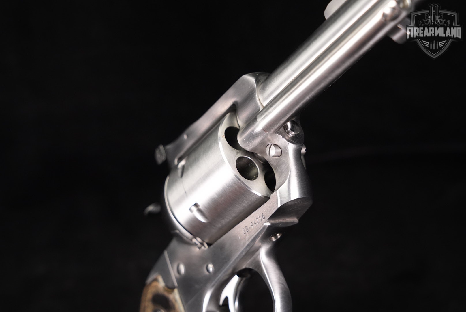 Ruger New Model Super Blackhawk TALO EXCLUSIVE 44 Rem Mag 3.75" +HOLSTER-img-12
