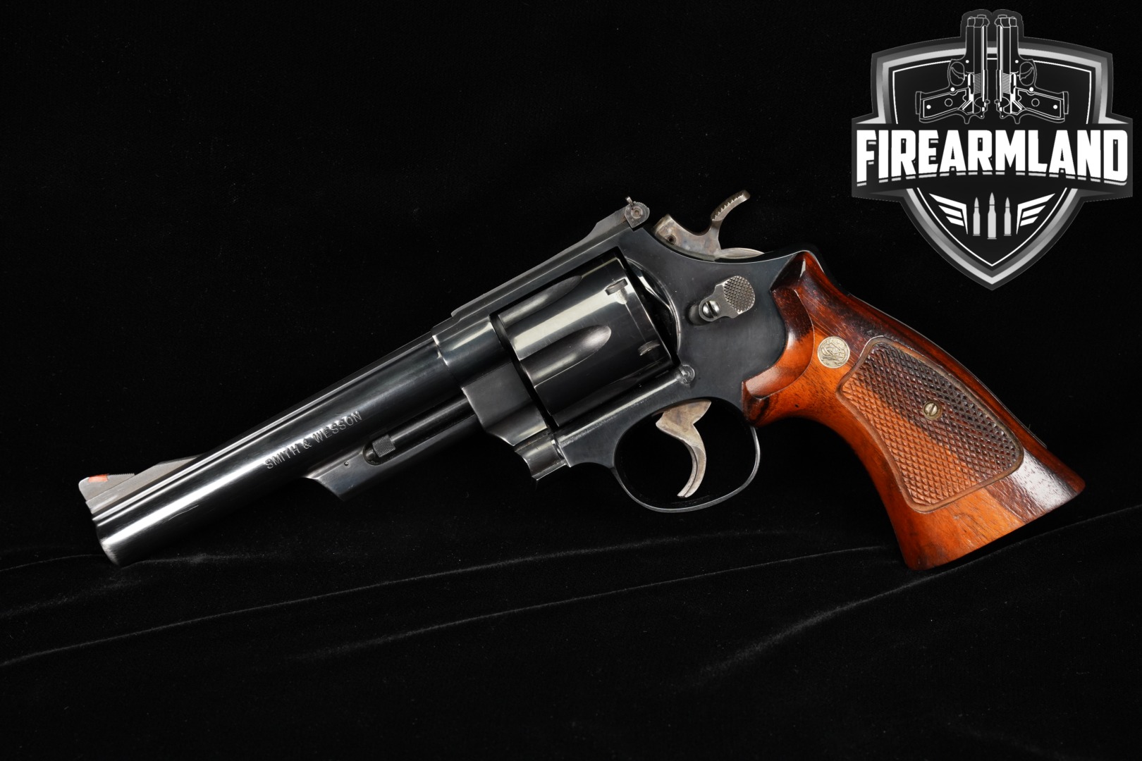 1988 Smith & Wesson (S&W) Model 29-3 .44 Rem Magnum High Polish Blue in Very Good Condition Thumbnail
