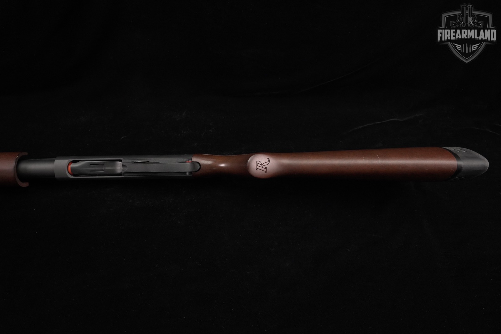 Remington Model 870 Super Magnum 12-Gauge 28" Black & Wood M870 VENT-RIB-img-12