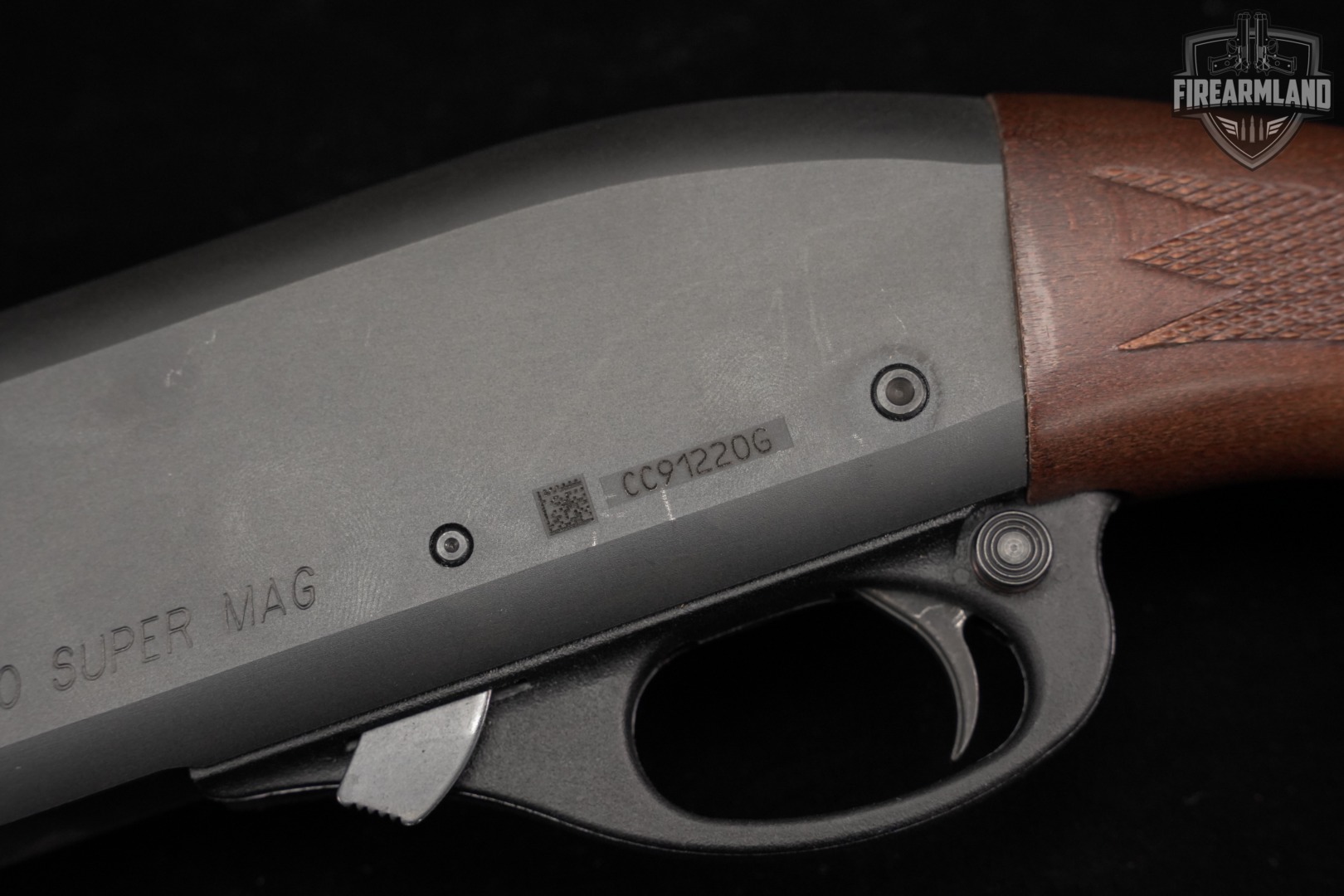 Remington Model 870 Super Magnum 12-Gauge 28" Black & Wood M870 VENT-RIB-img-17