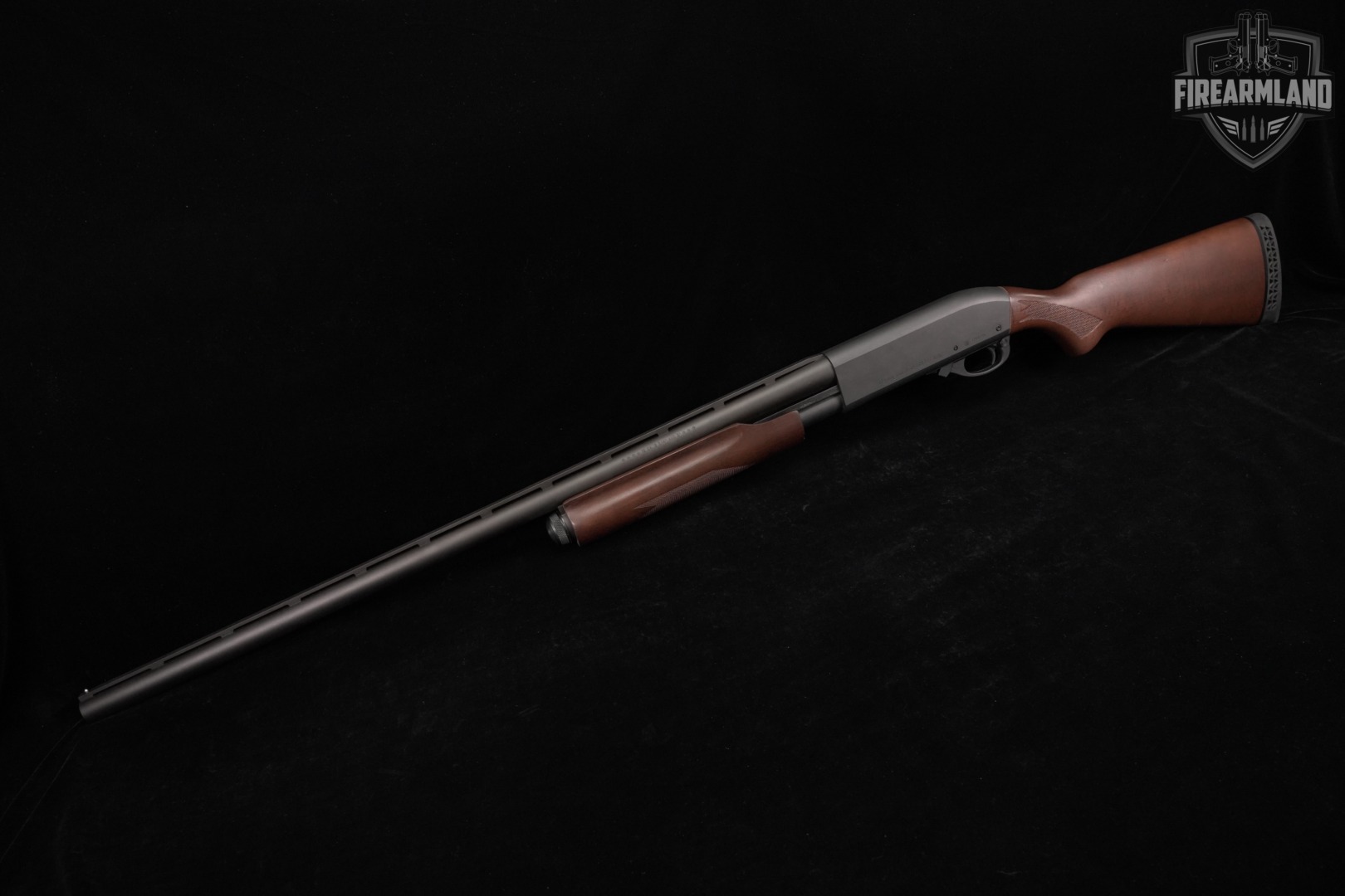 Remington Model 870 Super Magnum 12-Gauge 28" Black & Wood M870 VENT-RIB-img-2