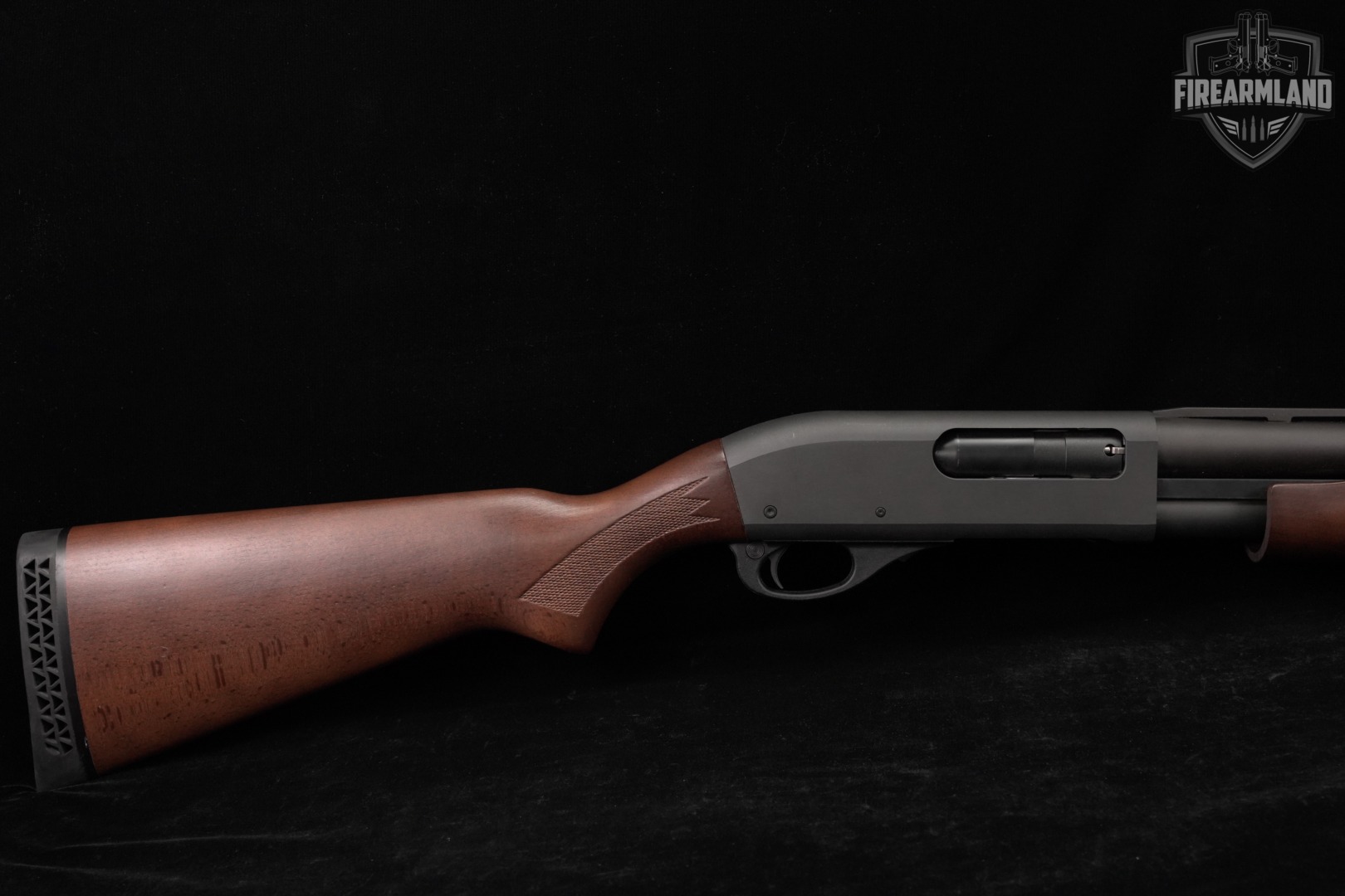 Remington Model 870 Super Magnum 12-Gauge 28" Black & Wood M870 VENT-RIB-img-4