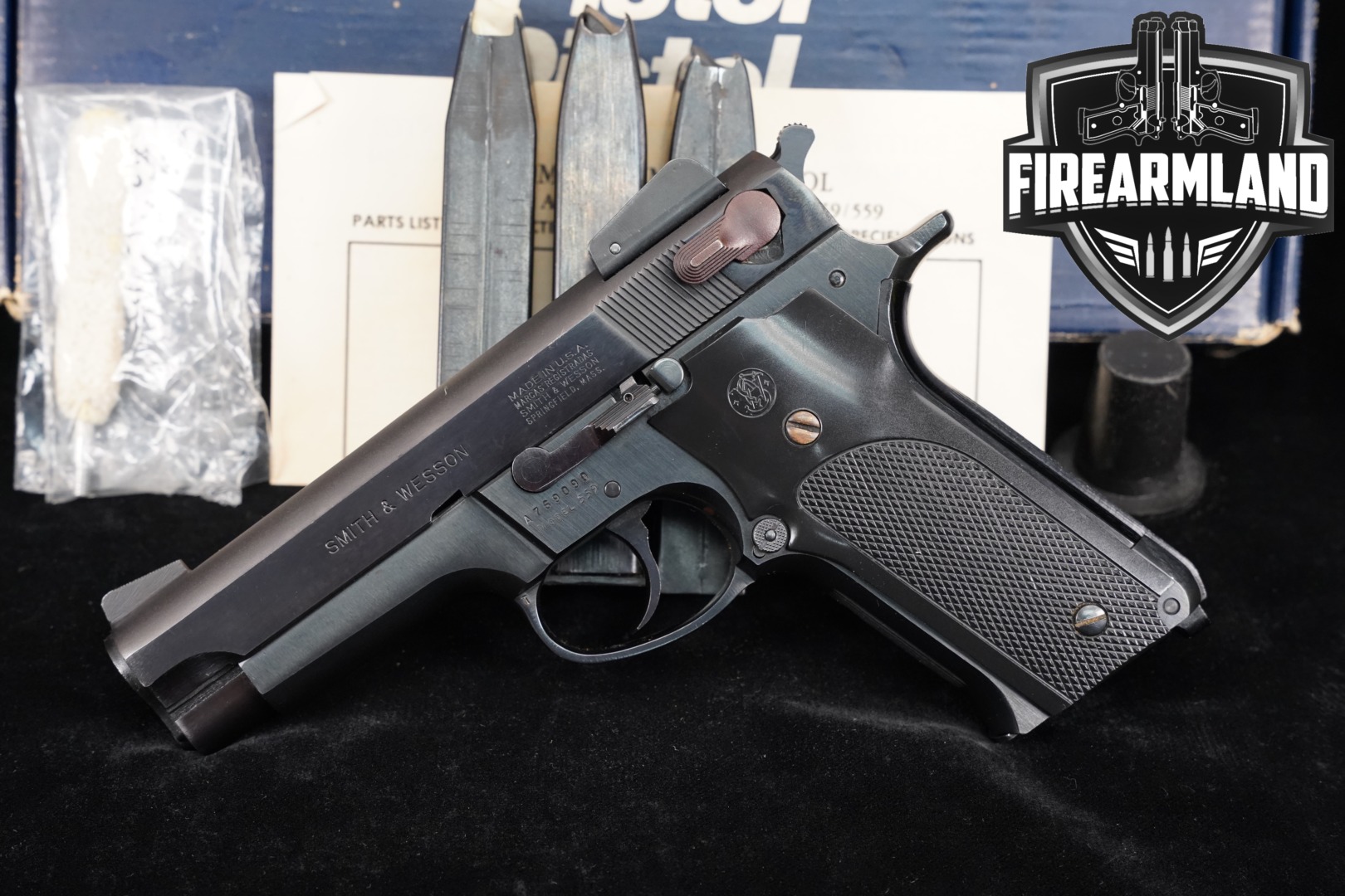 Smith & Wesson (S&W) Model 559 Second Generation 9mm Luger Blued in Good Condition Thumbnail