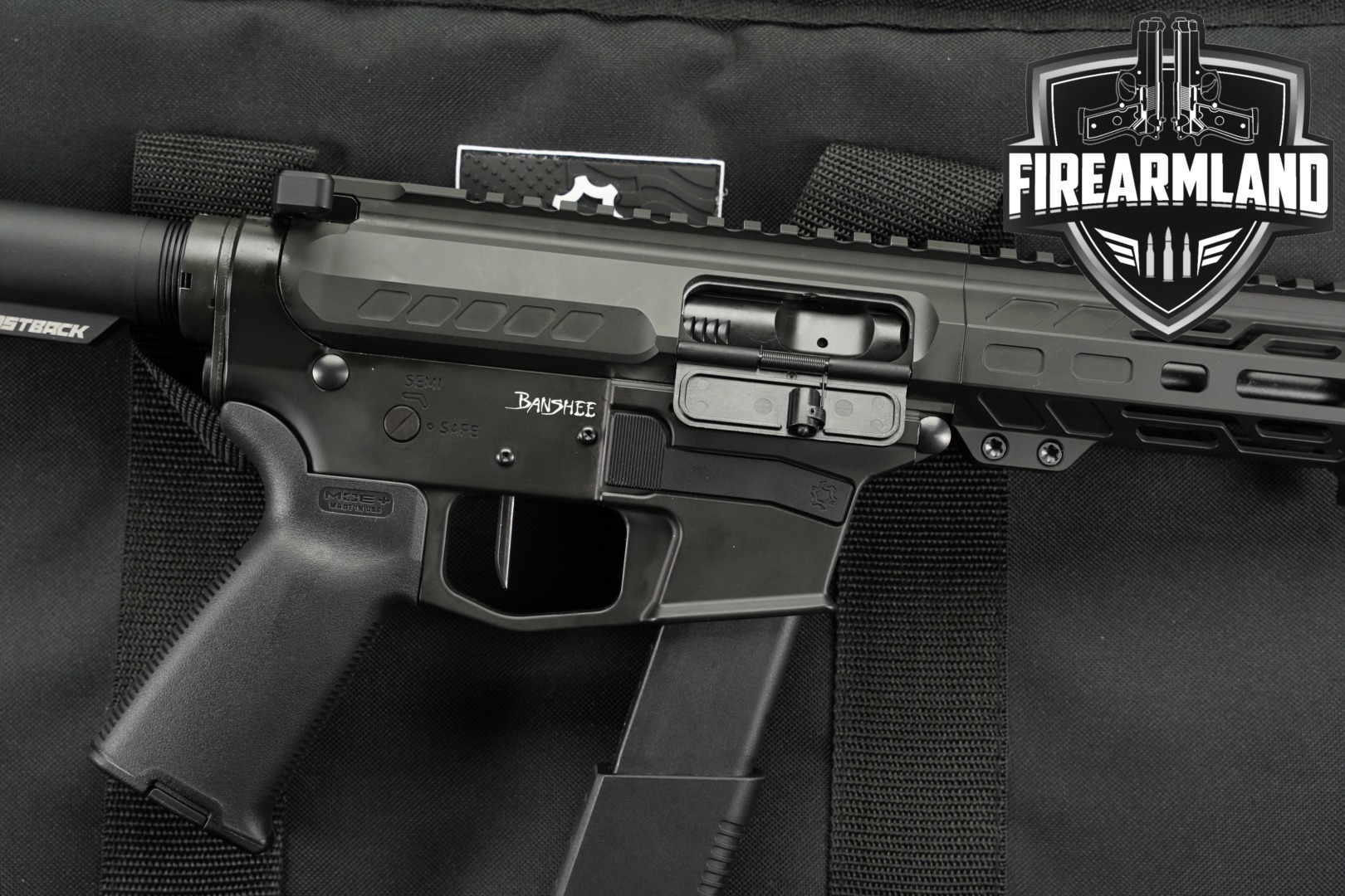 CMMG Banshee MkG 45 ACP AR-15 AR15 5" +3 MAGS & ORIG CASE-img-0