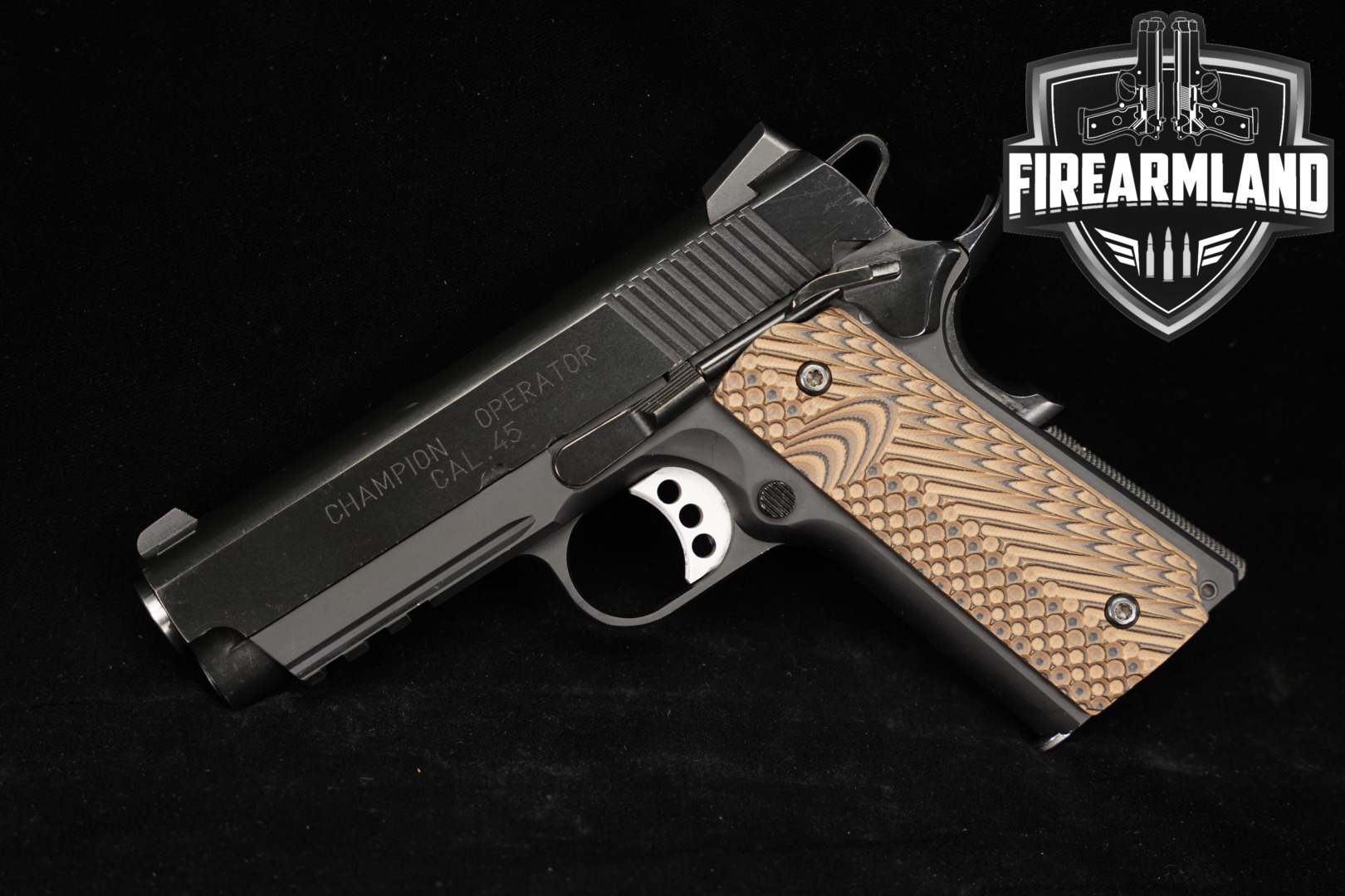 Springfield Armory 1911 Lightweight Champion Operator .45 ACP Black in Good Condition Thumbnail