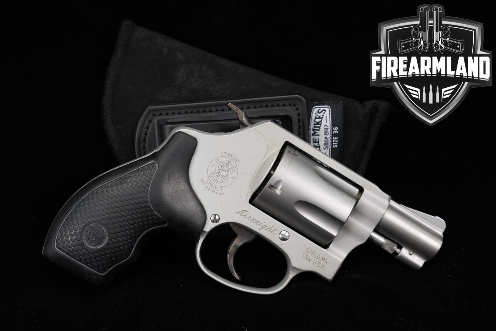 Smith & Wesson (S&W) Model 637-2 Airweight .38 Spl. Stainless in Very Good Condition Thumbnail