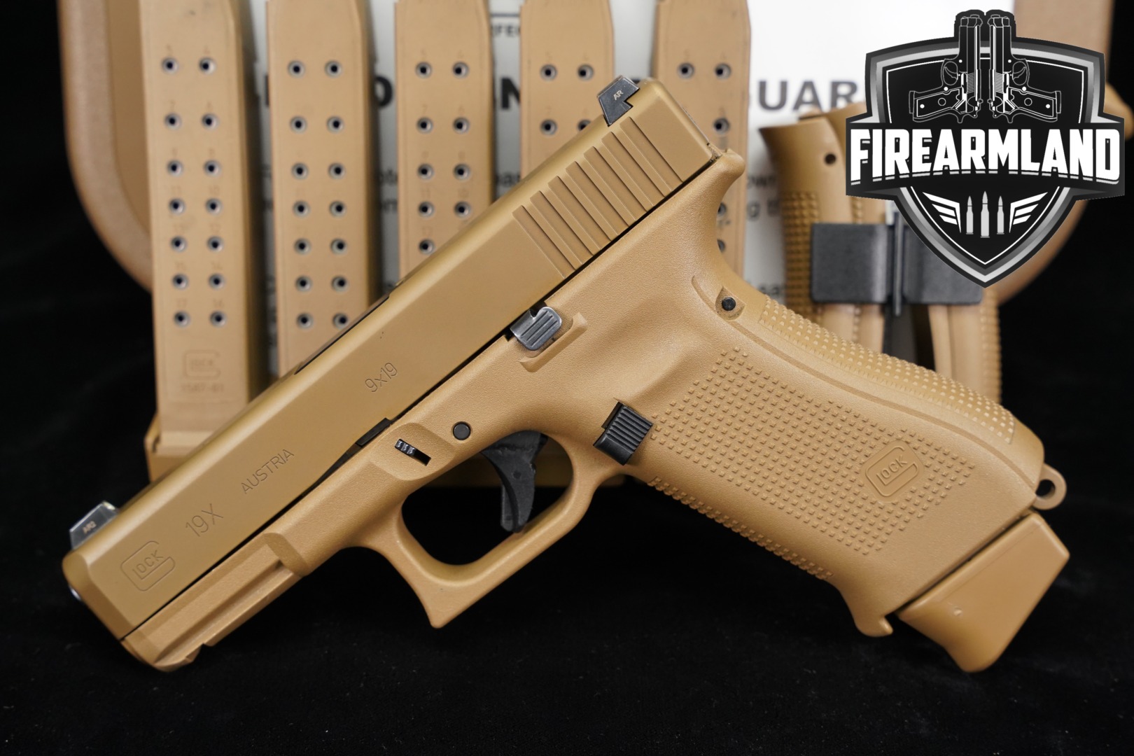 Glock G19X GNS 9mm Luger Coyote in Very Good Condition Thumbnail