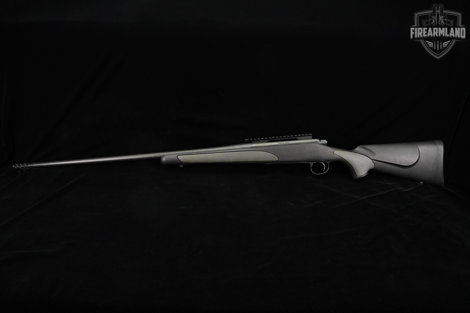 Remington Model 700 SPS 300 Rem Ultra Magnum PORT Black & Synthetic M700-img-2