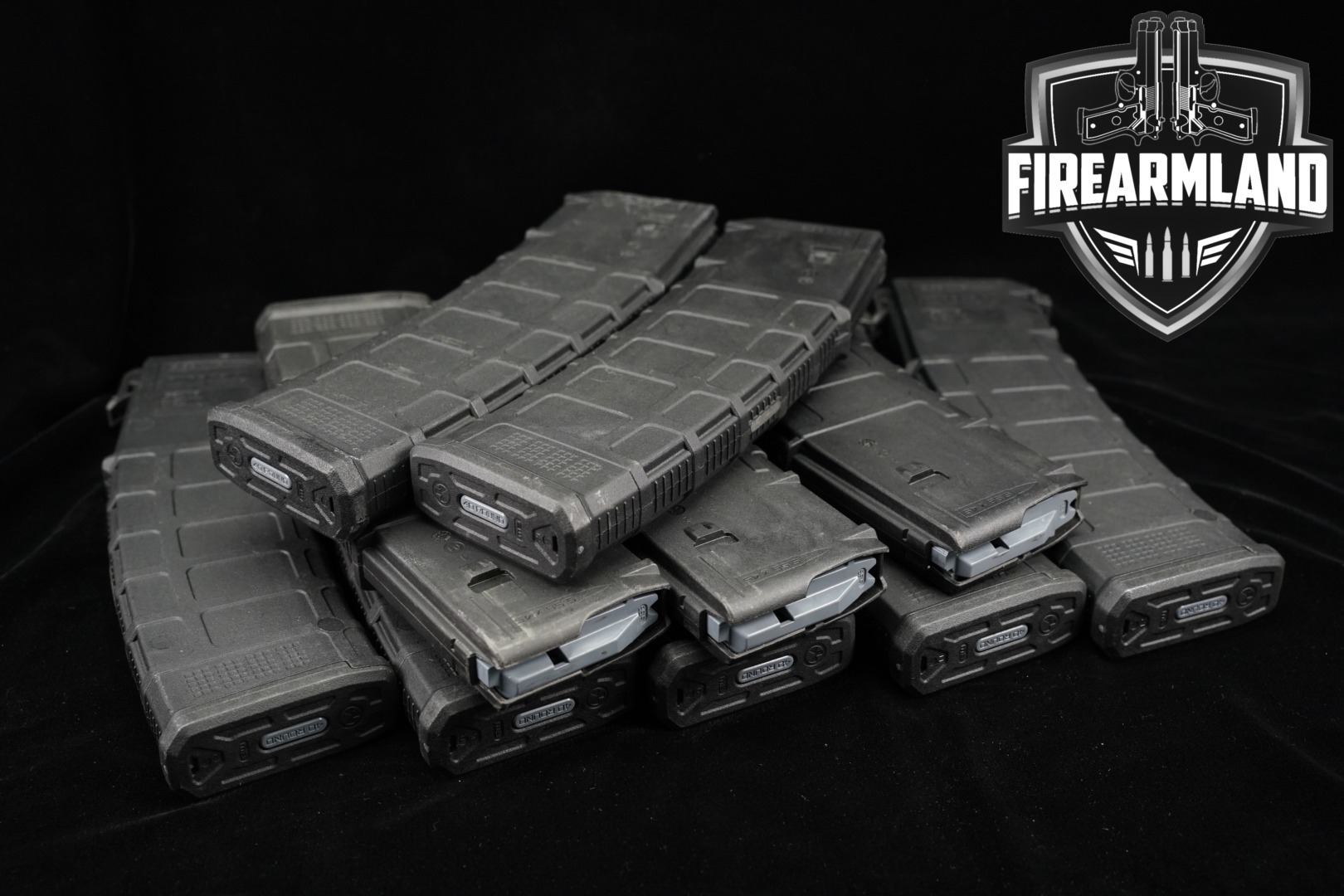 Magpul Industries TEN (10) 40-Round PMAG Gen3 AR15/M4 Pattern Magazines 5.56mm NATO (.223 Rem.) in Very Good Condition Thumbnail