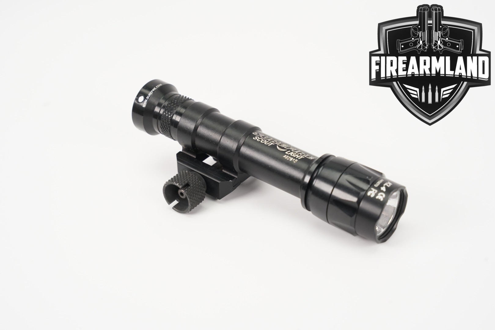 SureFire M600A Scout Light in Excellent Condition Thumbnail