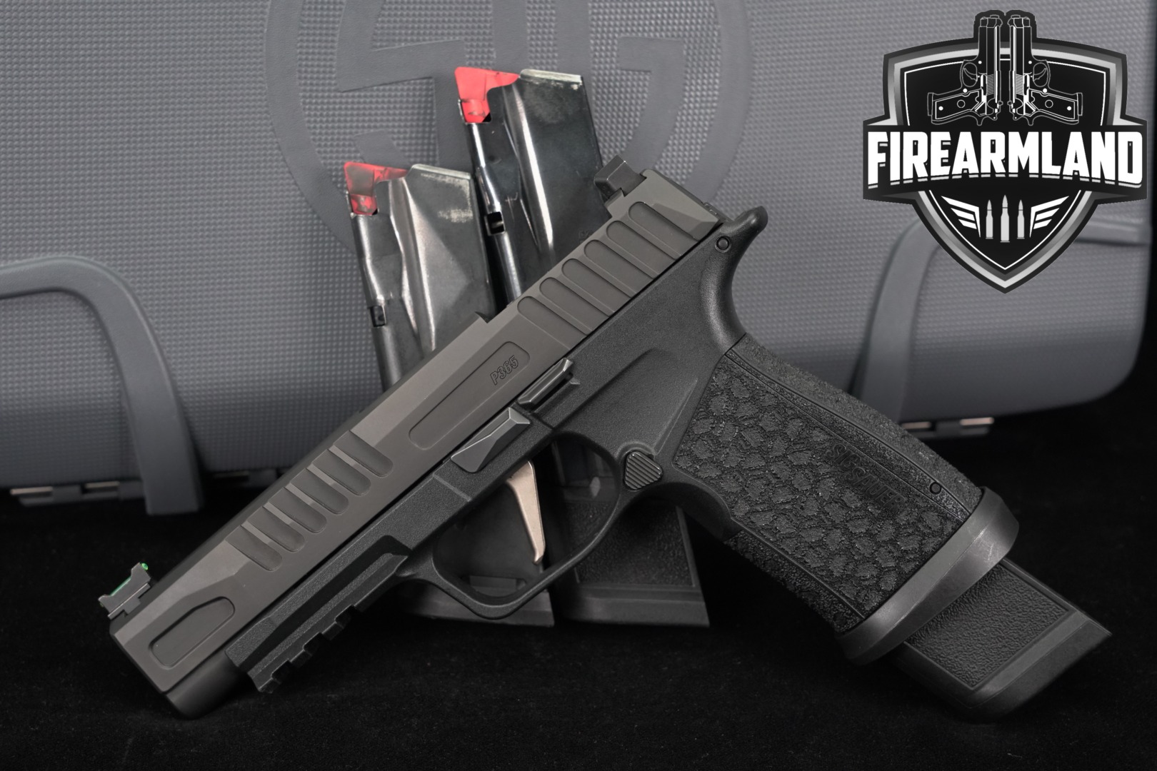 Sig Sauer P365-FUSE 9mm Luger Black in Very Good Condition Thumbnail