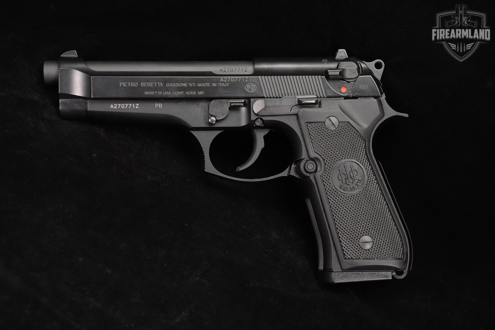 Beretta 92FS 9mm 4.9" 92 FS +2 MAGS & ORIG BOX-img-3