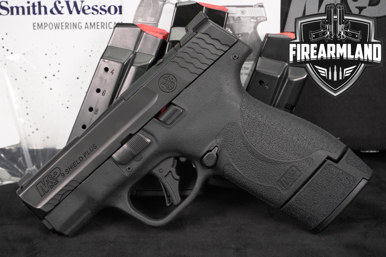 Smith & Wesson (S&W) M&P9 Shield Plus Optics-Ready; Night Sights; No Thumb Safety 9mm Luger Black in Excellent Condition Thumbnail