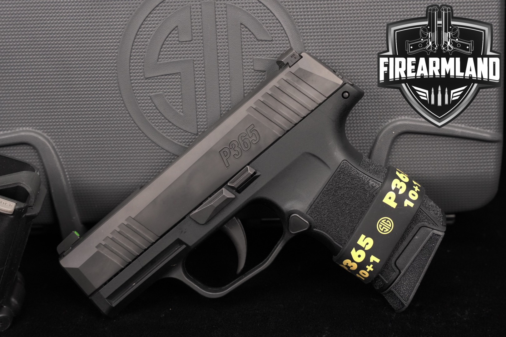 Sig Sauer P365 9mm Luger Black in Good Condition Thumbnail