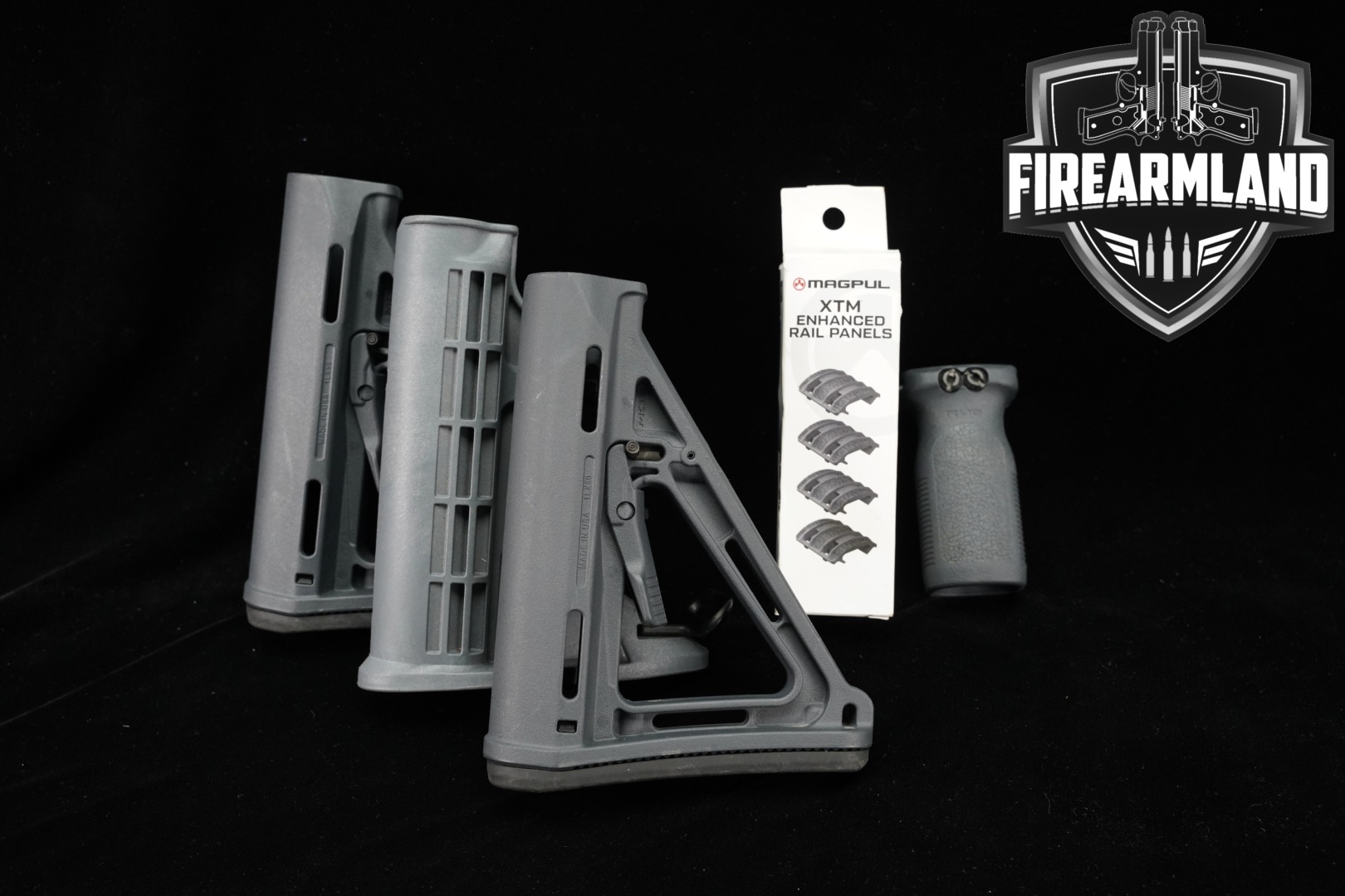 Multiple Manufacturers 3x Gray Stock VFG & Rail Panels in Good Condition Thumbnail