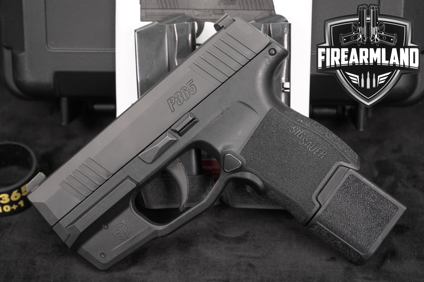 Sig Sauer P365 9mm Luger Black in Good Condition Thumbnail