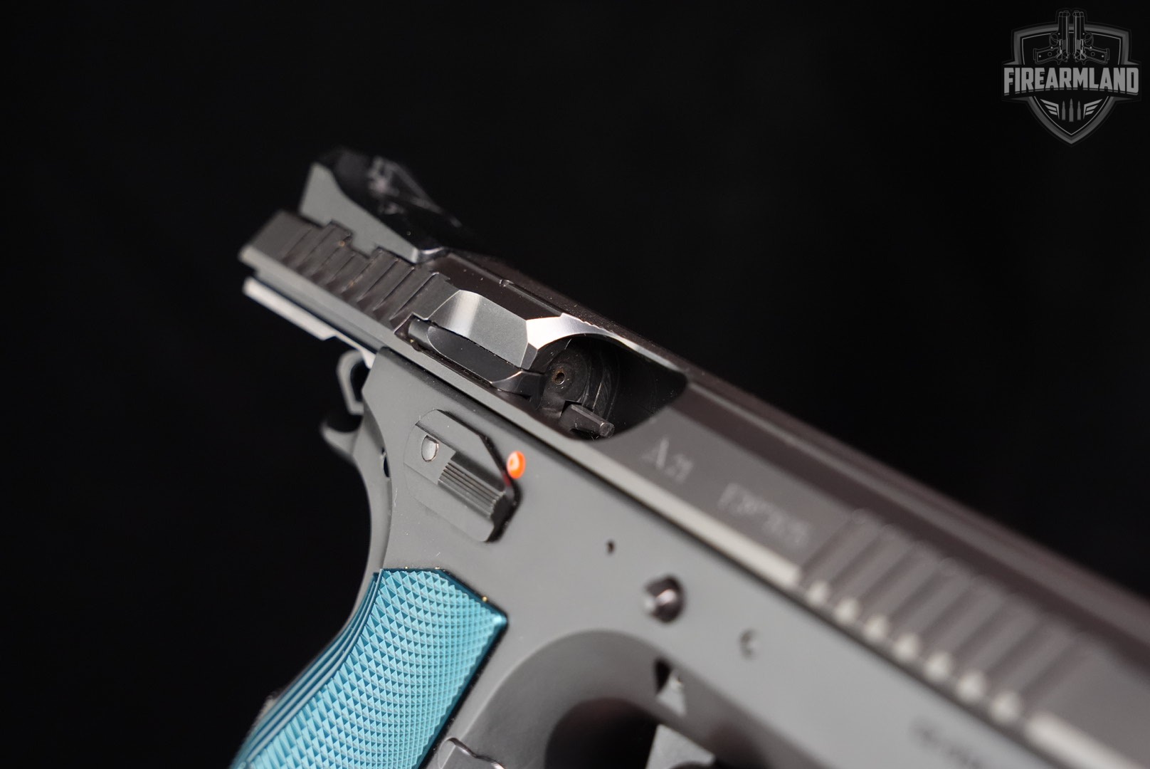 CZ TS 2 9mm 5.23" TS2 +3 MAGS & ORIG CASE-img-13