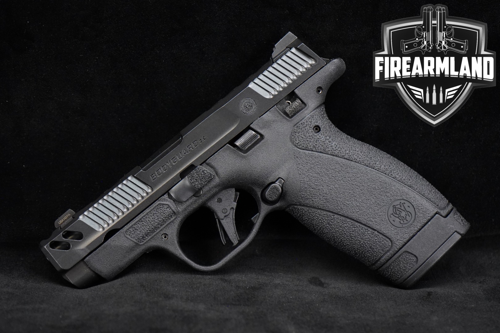 Smith & Wesson (S&W) Bodyguard 2.0 Performance Center, Carry Comp, No Thumb Safety .380 ACP Performance Center Gray in Excellent Condition Thumbnail