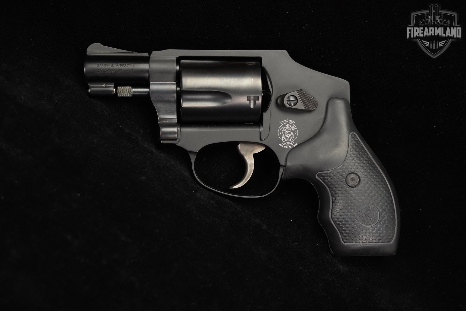 Smith & Wesson Model 442-1 Airweight S&W 1.875" +ORIG CASE, HOLSTER-img-4