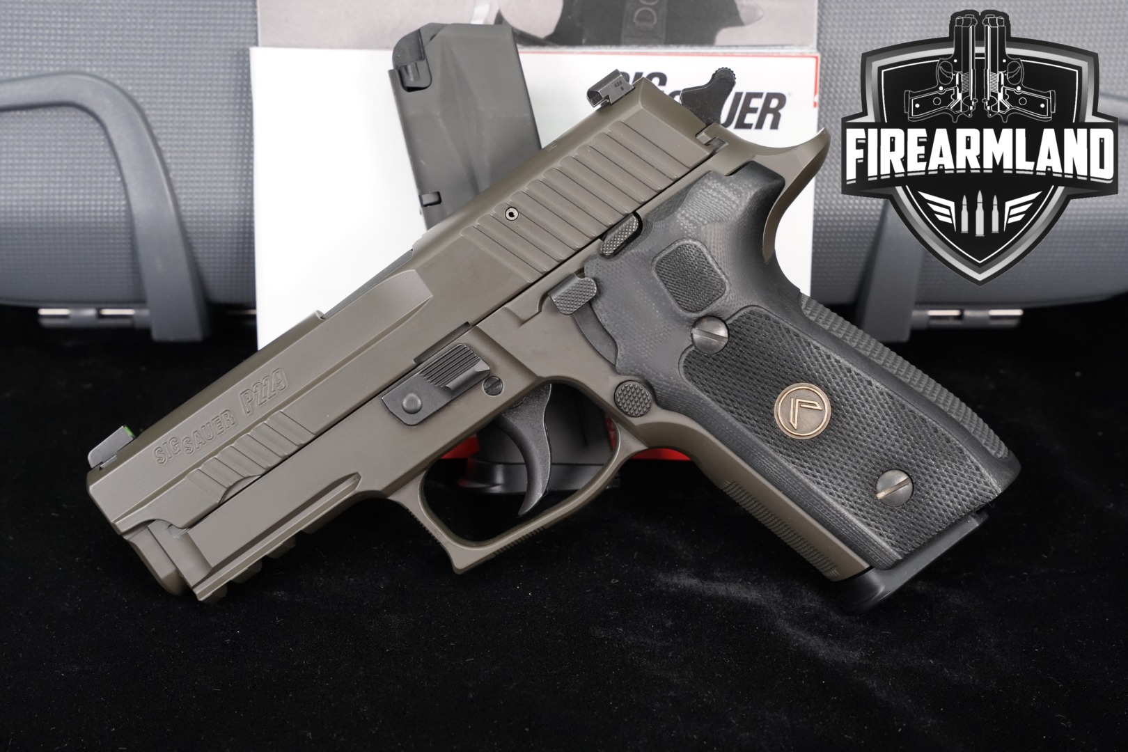 Sig Sauer P229 Legion, DA/SA 9mm Luger Legion Gray in Very Good Condition Thumbnail