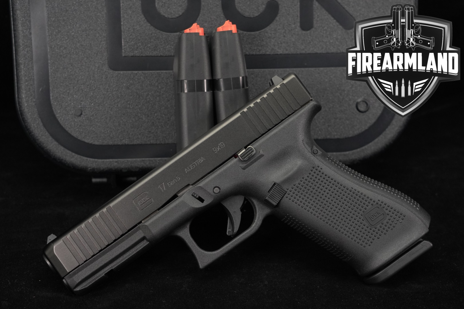 Glock 17 Gen5 9mm Luger Black in Very Good Condition Thumbnail