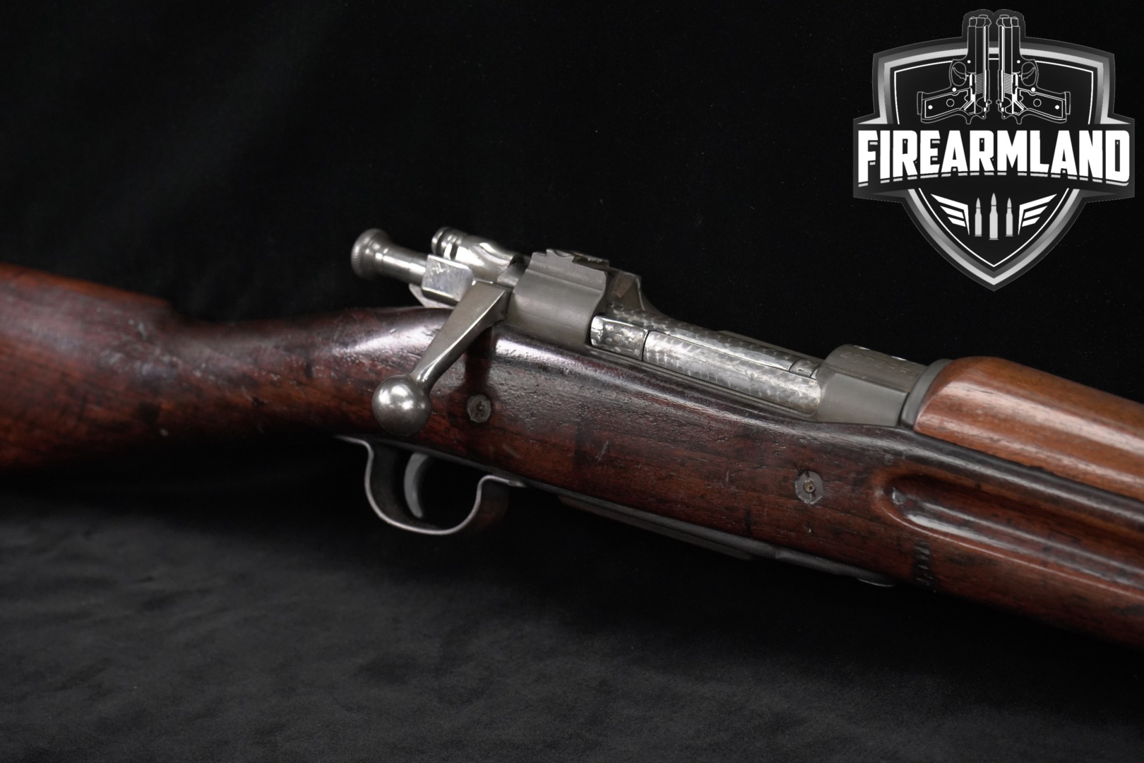 Search results for 'WWII VINTAGE 1940 Springfield Armory M1 Garand