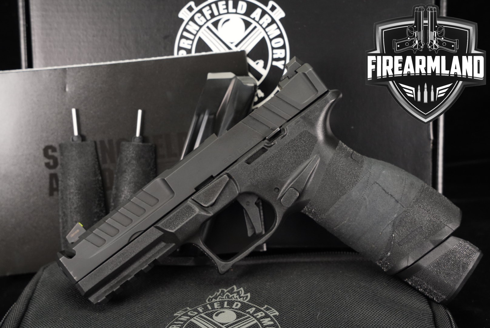 Springfield Armory Echelon 4.5F Comp 9mm Luger Black in Very Good Condition Thumbnail