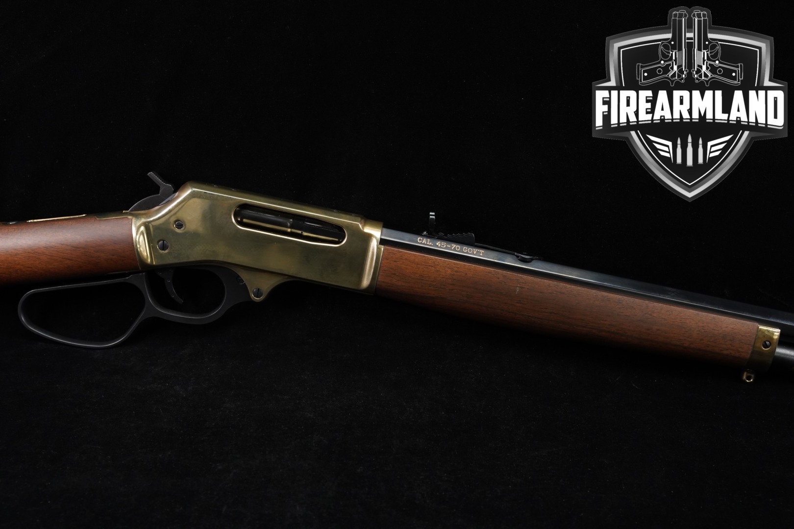 Henry Repeating Arms Model H010B .45-70 Govt. Polished Brass & Walnut in Very Good Condition Thumbnail