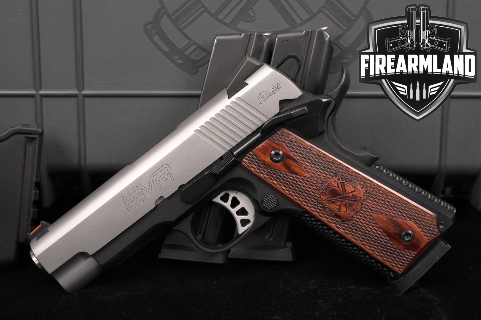 Springfield Armory EMP4 Lightweight Champion 9mm Luger Two-Tone Stainless & Black in Excellent Condition Thumbnail