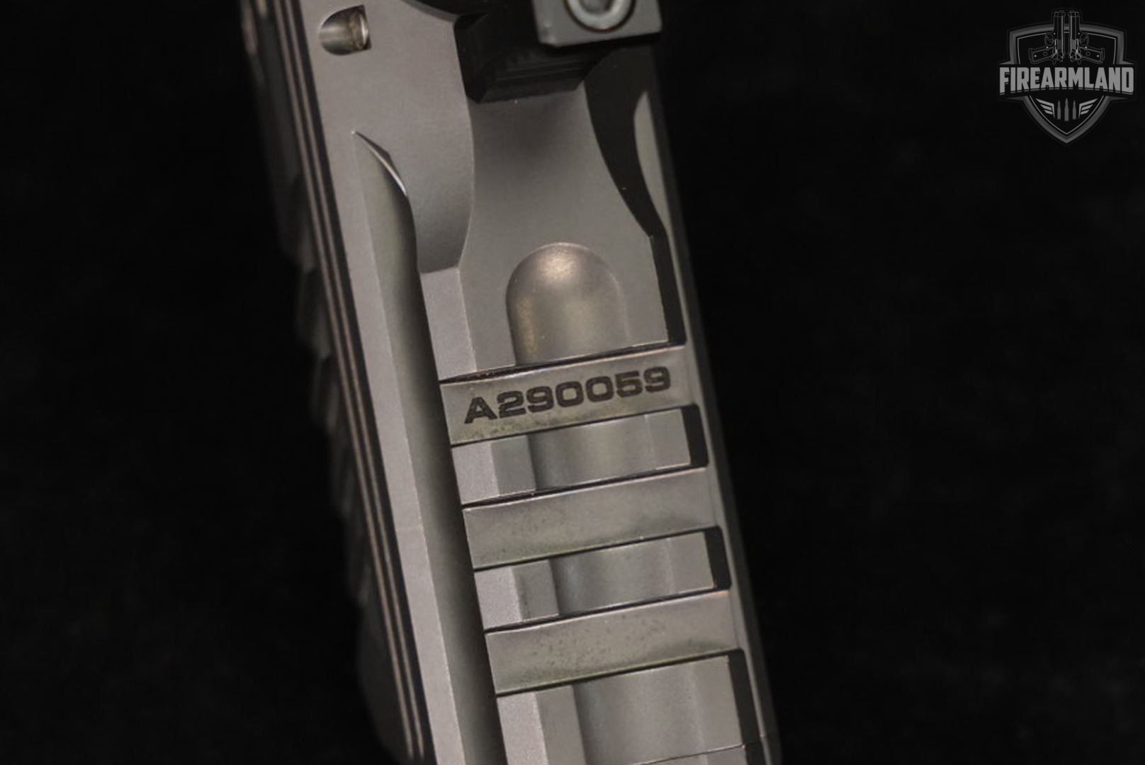 LAUGO ARMS Alien Creator Evolution Retro 9mm 4.8" +6 MAGS & ORIG CASE-img-14