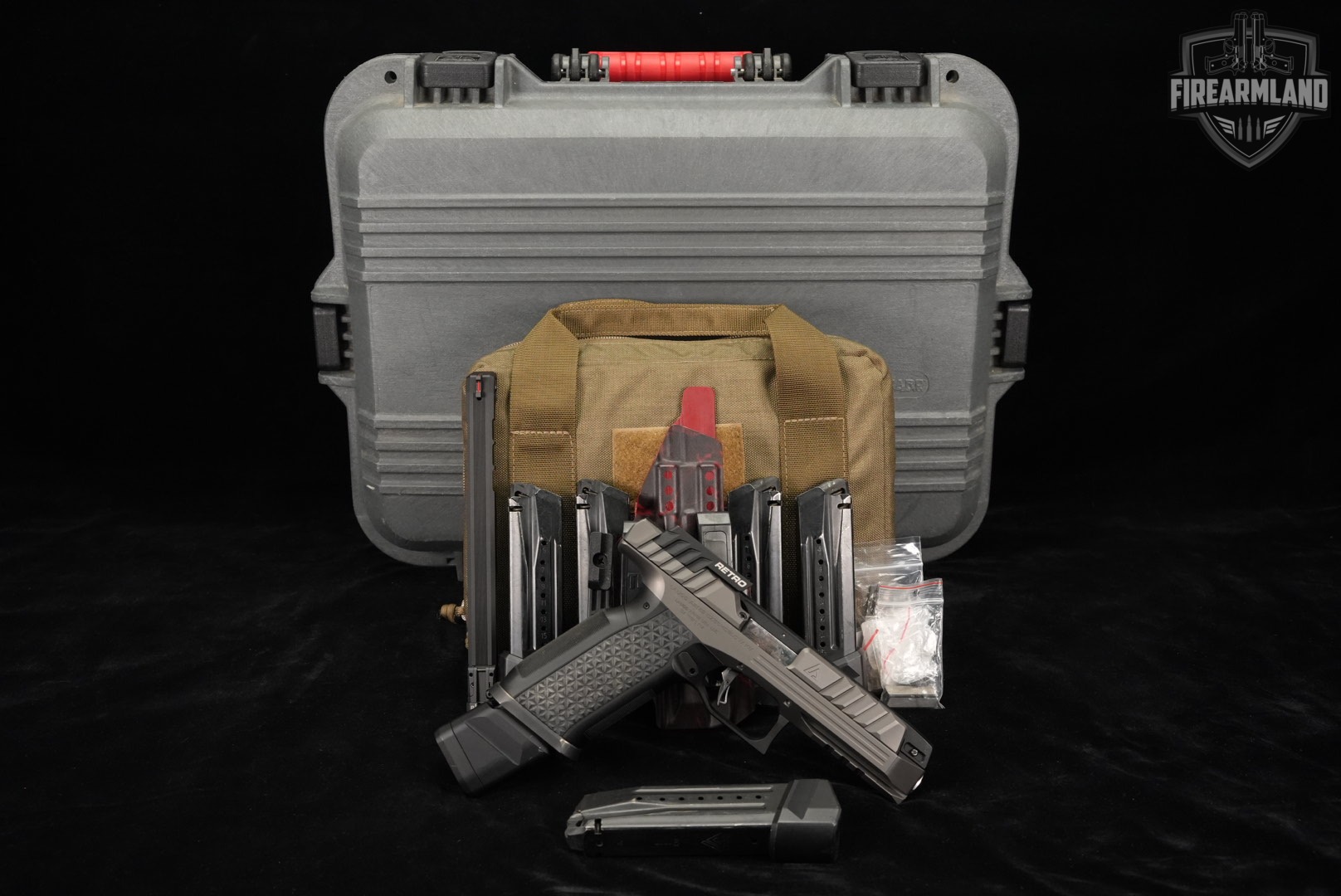 LAUGO ARMS Alien Creator Evolution Retro 9mm 4.8" +6 MAGS & ORIG CASE-img-2