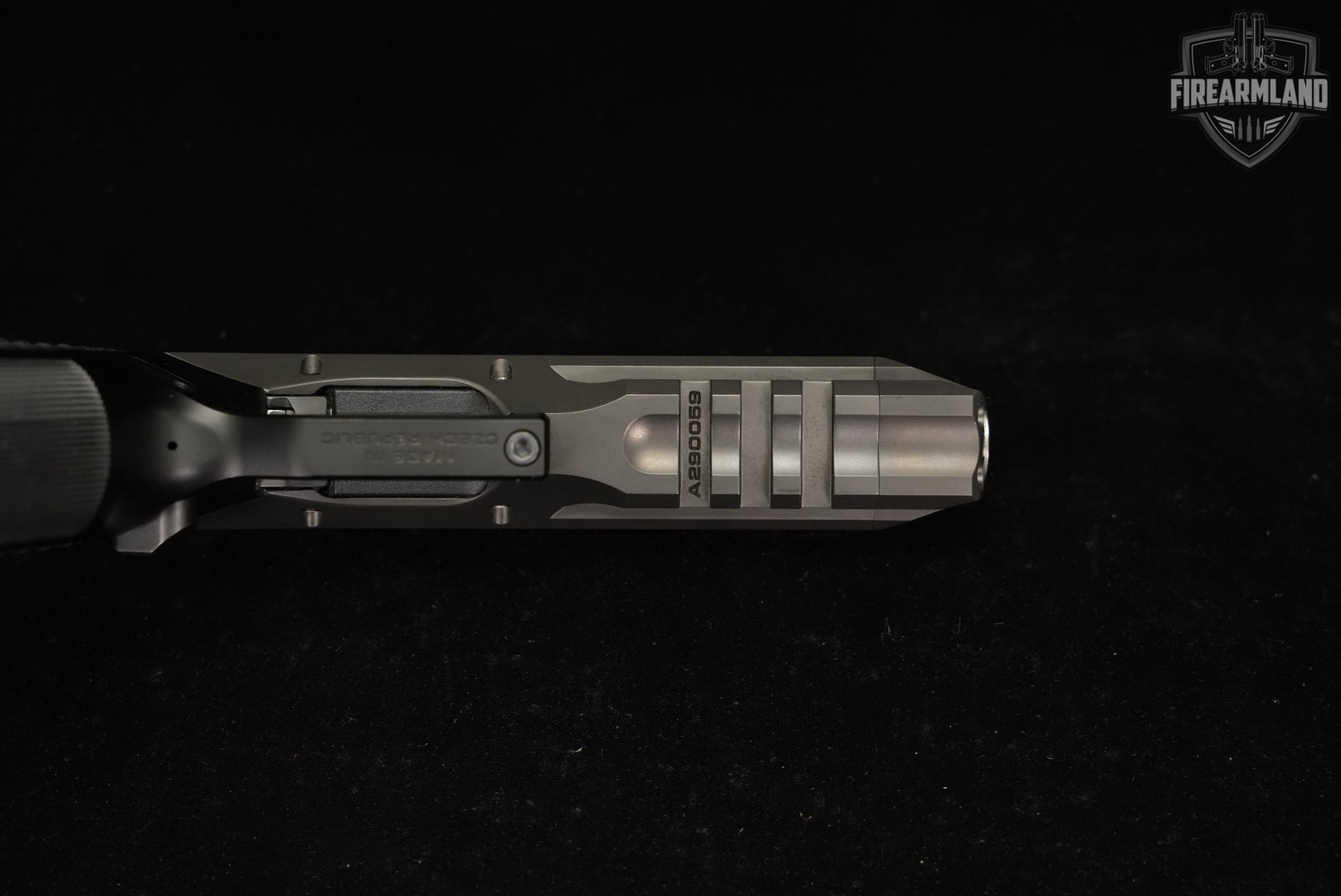 LAUGO ARMS Alien Creator Evolution Retro 9mm 4.8" +6 MAGS & ORIG CASE-img-6