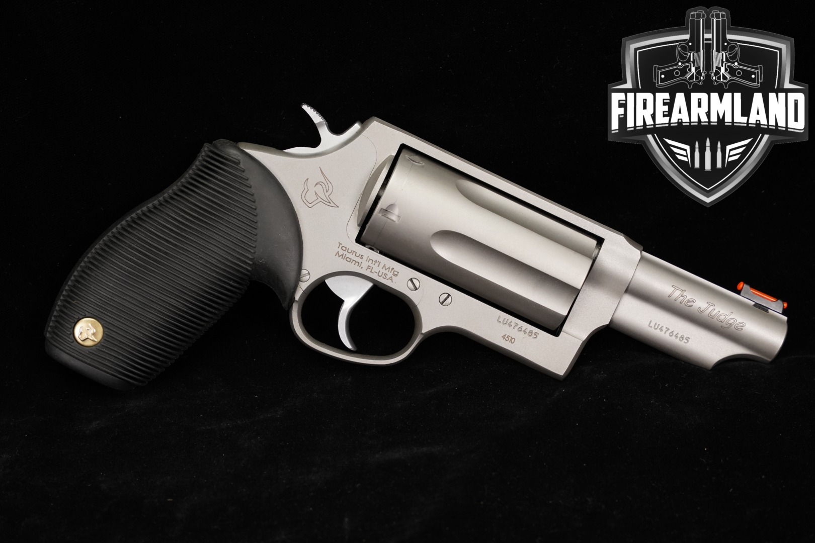 Taurus Judge Magnum, 4510 .45 LC/.410 Stainless in Very Good Condition Thumbnail