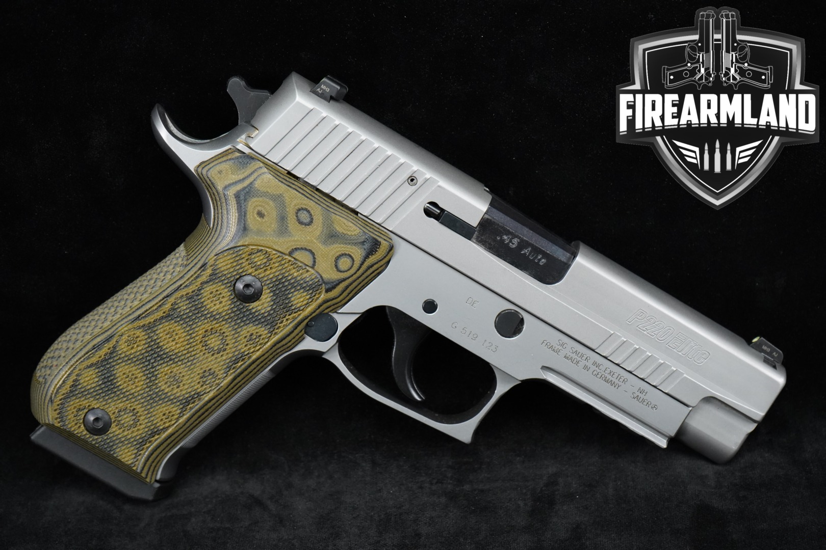 Sig Sauer P220 Elite .45 ACP Silver in Very Good Condition Thumbnail