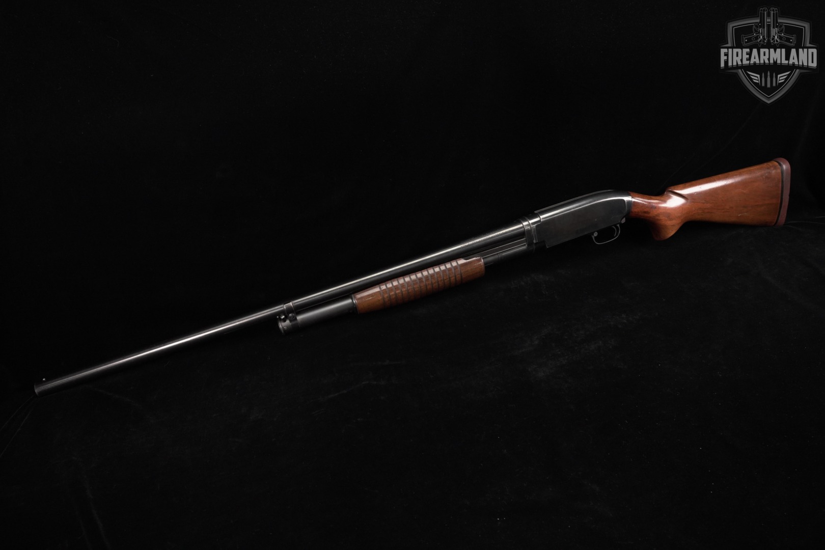 1957 Winchester Model 12 Heavy Duck Gun Polished Blue & Walnut M12 TAKEDOWN-img-2