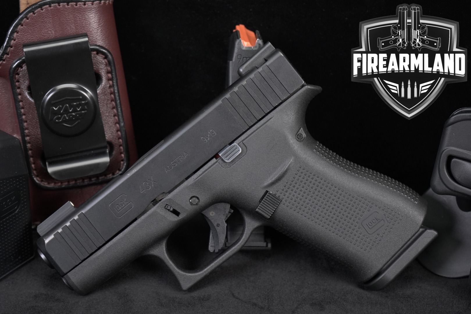 Glock G43X 9mm Luger Black in Very Good Condition Thumbnail