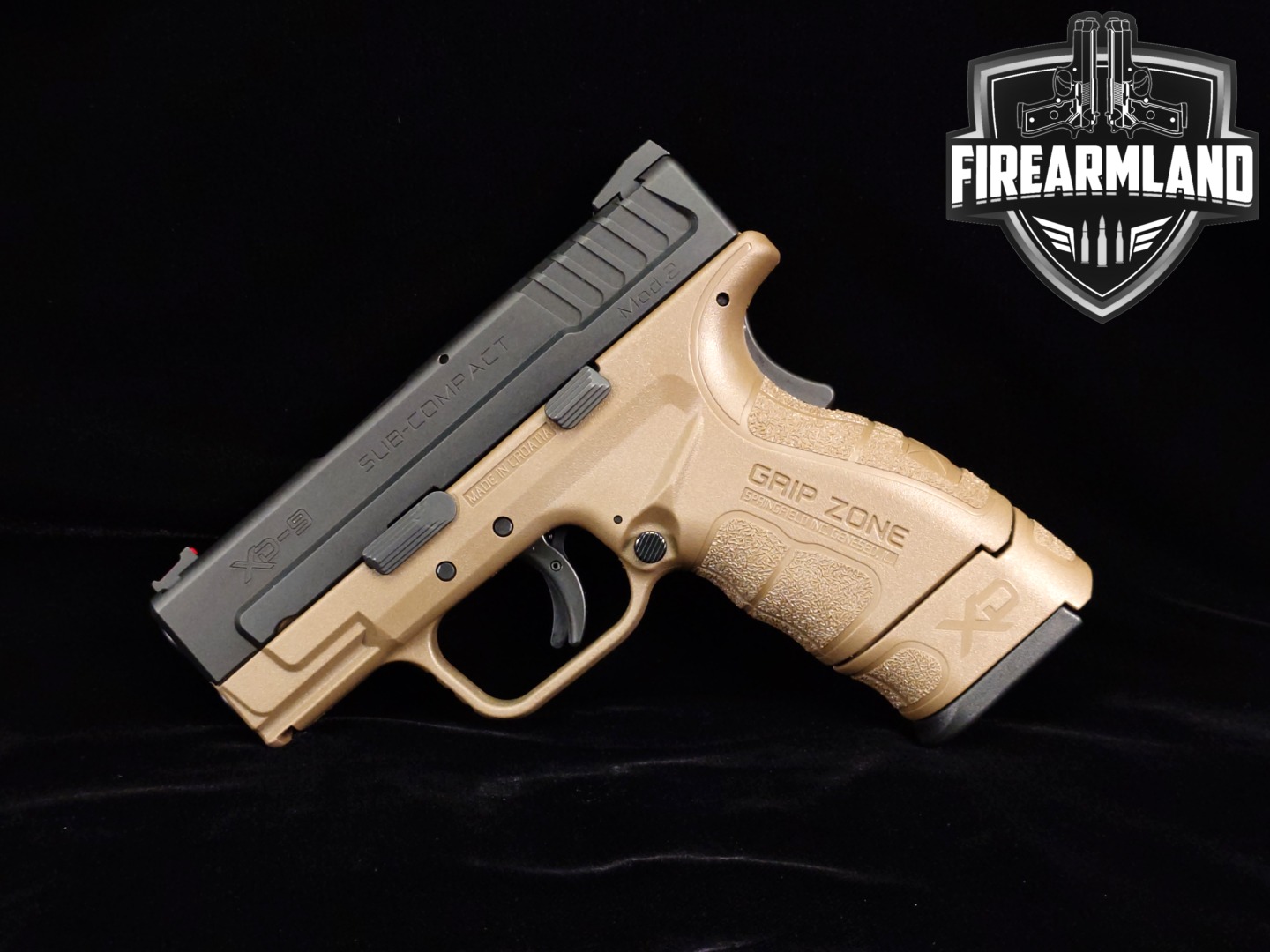 Springfield Armory XD Mod.2 Sub-Compact 9mm Luger Two-Tone FDE in Excellent Condition Thumbnail