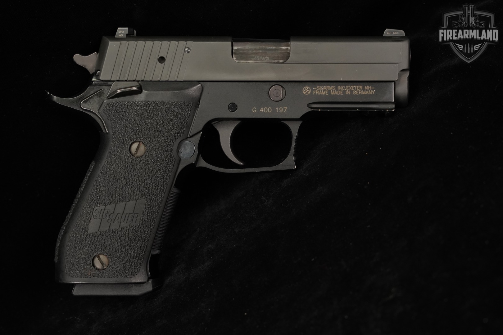 Sig Sauer P220 45 ACP 3.9" P 220 +2 MAGS-img-4