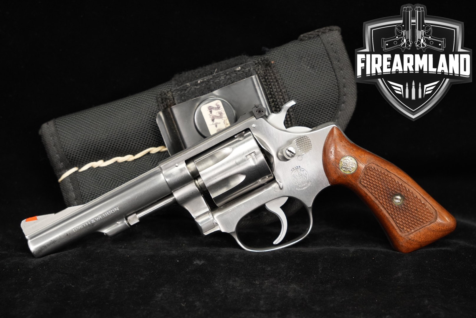 1978-1979 Smith & Wesson Model 63 No-Dash S&W Kit Gun 22LR 4" +HOLSTER-img-0