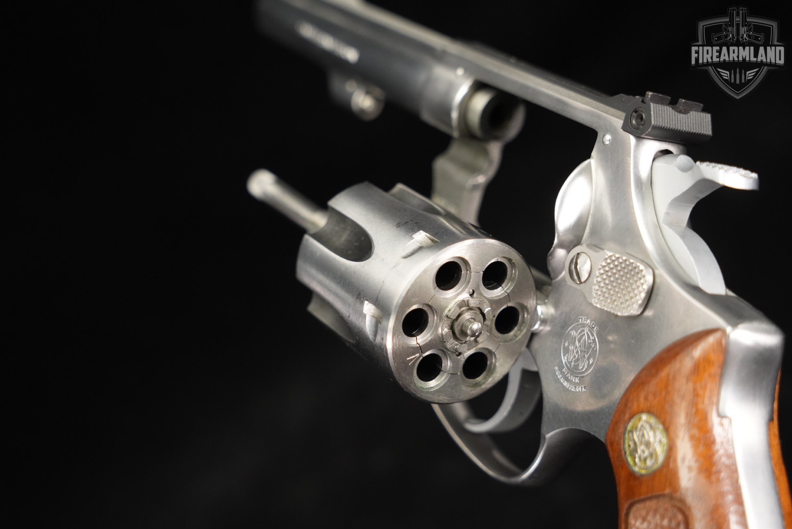 1978-1979 Smith & Wesson Model 63 No-Dash S&W Kit Gun 22LR 4" +HOLSTER-img-10