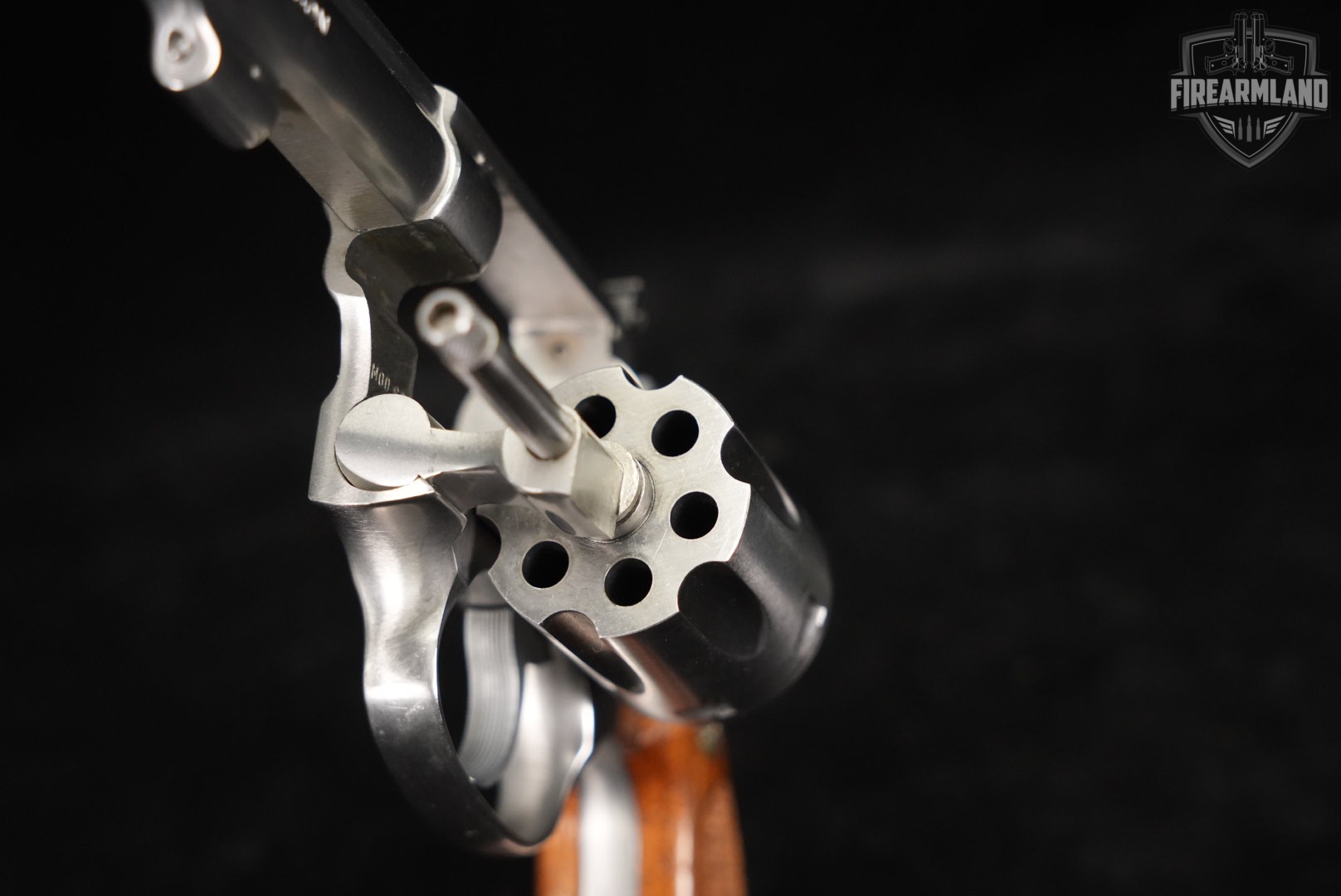 1978-1979 Smith & Wesson Model 63 No-Dash S&W Kit Gun 22LR 4" +HOLSTER-img-11