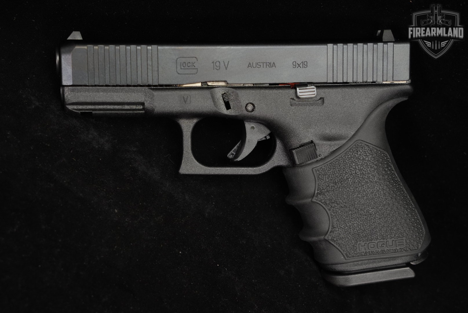 Glock 19 Gen5 G19 Gen 5 V-Series 9mm 4.02" +3 MAGS & ORIG CASE-img-3
