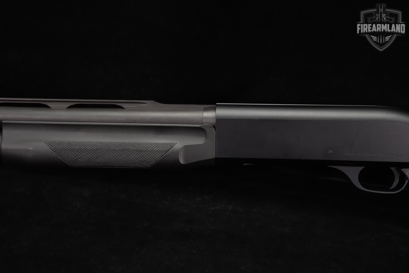 Benelli M1 Super 90 Field 12-Gauge 21" +CASE-img-9